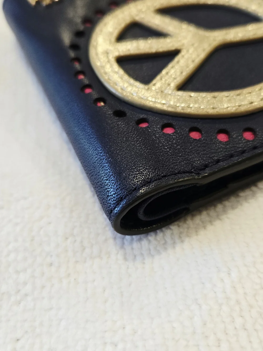 Tory Burch Navy Blue Peace and Love Mini Leather Zip Wallet EUC